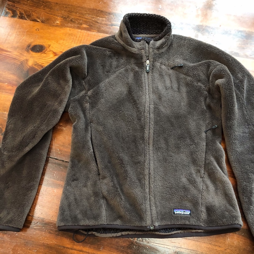 Patagonia Brown Fleece full zip jacket.  Womens M